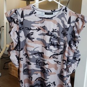 Camo top
